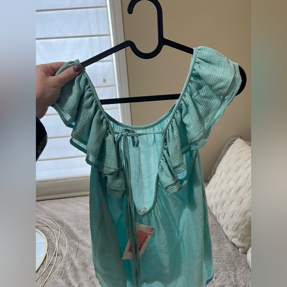 Women’s teal top, size small - Picture 4 of 4